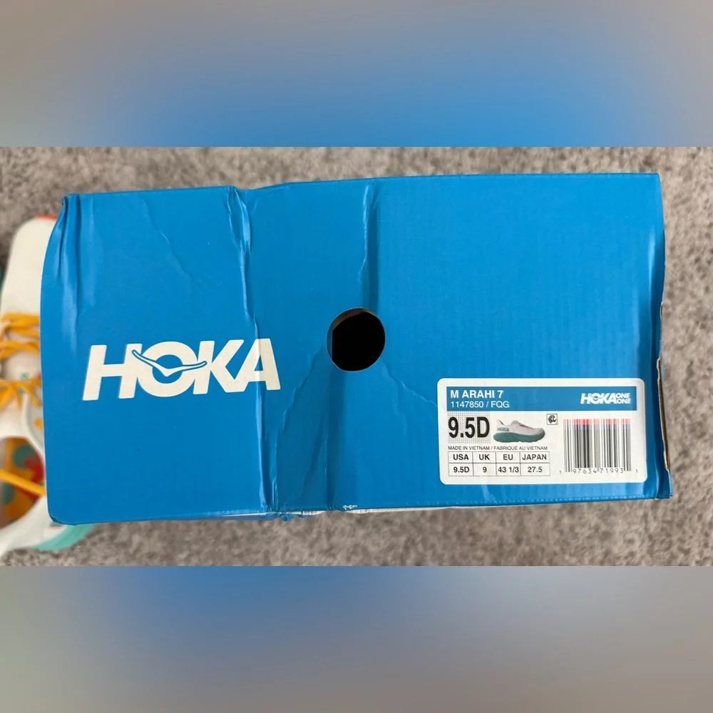 HOKA Arahi 7 - Men’s 9.5 D - white with bright accents, yellow insoles - Picture 9 of 10